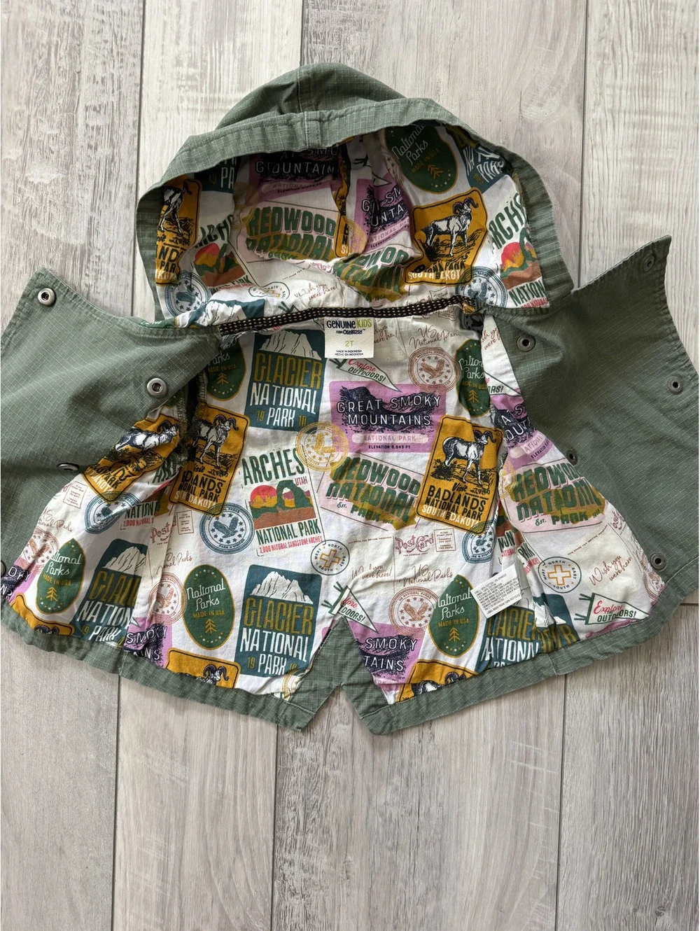 Vintage Genuine Kids OshKosh Cotton National Park Hooded Utility Jacket size 2T